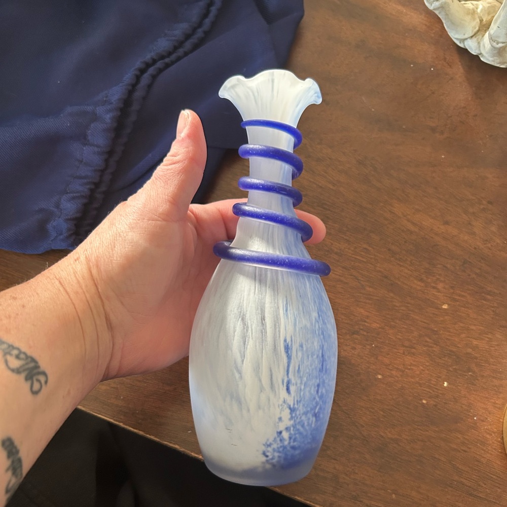 Murano Frosted White & Blue Vase with Air Bubbles & Applied Spiral Applique